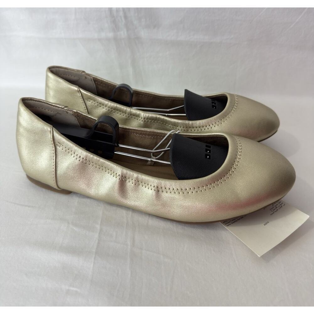 Amazon Essentials Women's Gold Ballet Flat Shoes Size 8W NWT
